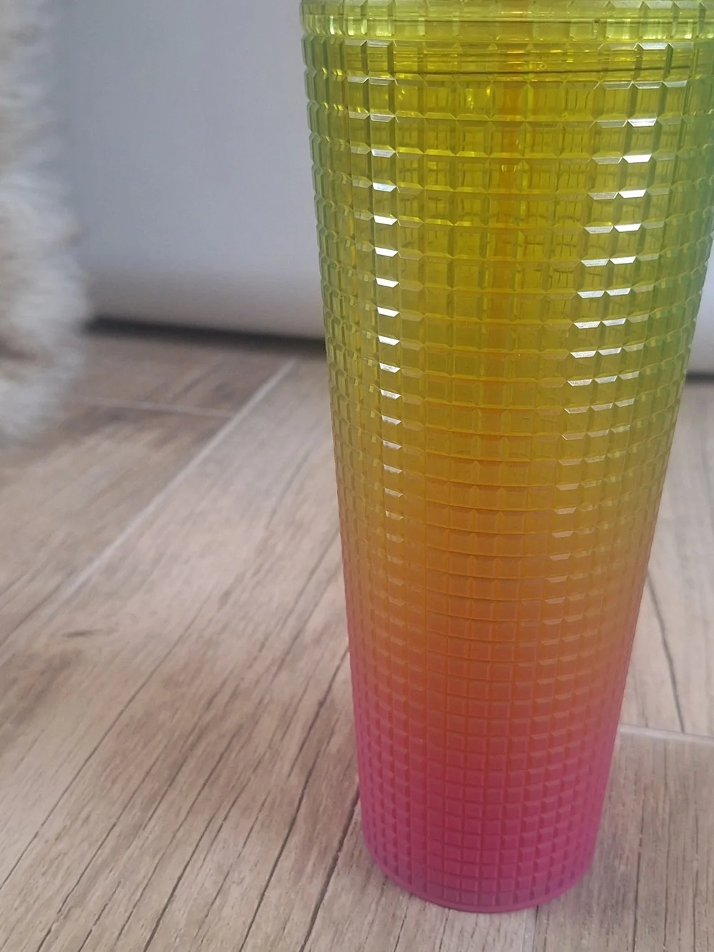 Starbucks add bright